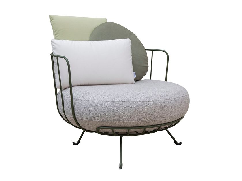 Calma
LOU
Steel low lounge chair