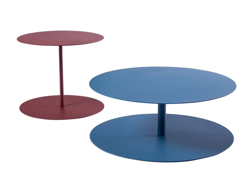 Cappellini
GONG LIDO
Low stainless steel sheet garden side table