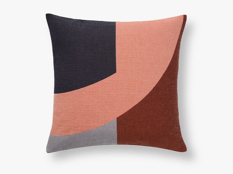 Case
ECLIPSE
Geometric square cotton cushion