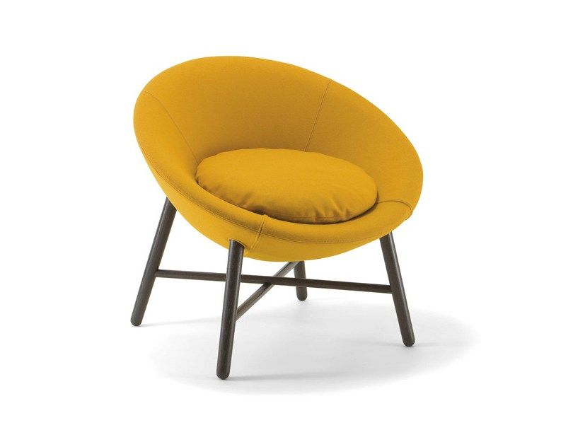 Cizeta
COCOON
Fabric easy chair