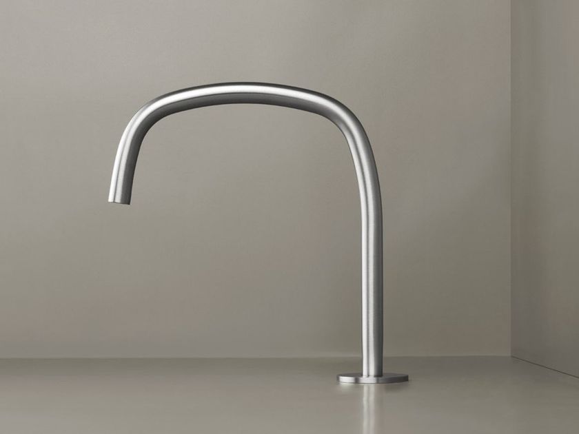 COCOON
PB 11
Deck-mounted spout