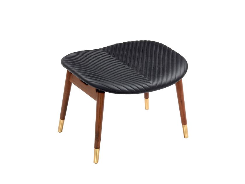 Commune
VOLTA
Upholstered leather footstool