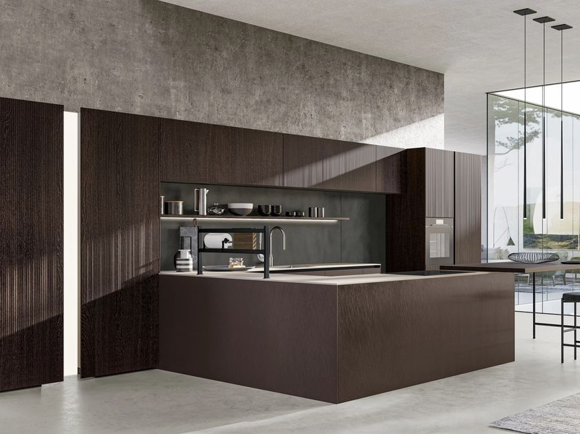 Comprex
CX 18 COMP. 2
Fitted kitchen with peninsula