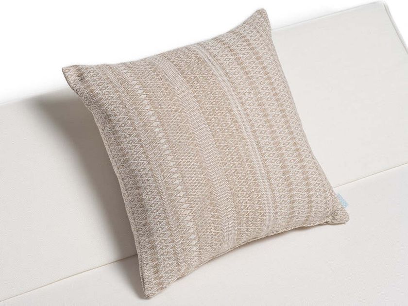 COZIP
JULIE
Outdoor motif fabric cushion