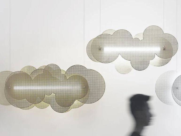 Creazione SUGO
CLOUDI
LED stainless steel pendant lamp with photocatalytic treatment