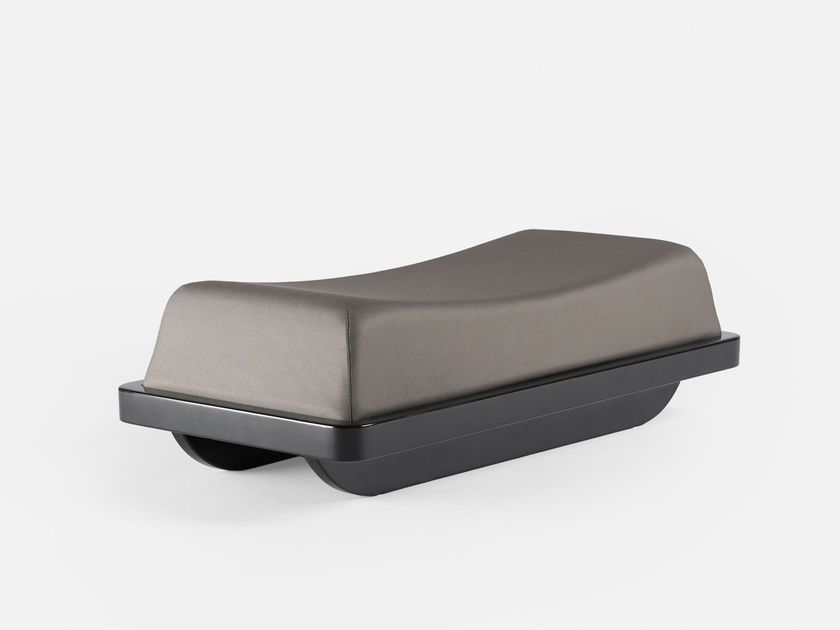 DANTE - Goods And Bads
LA PUSH
Rectangular leather floor cushion