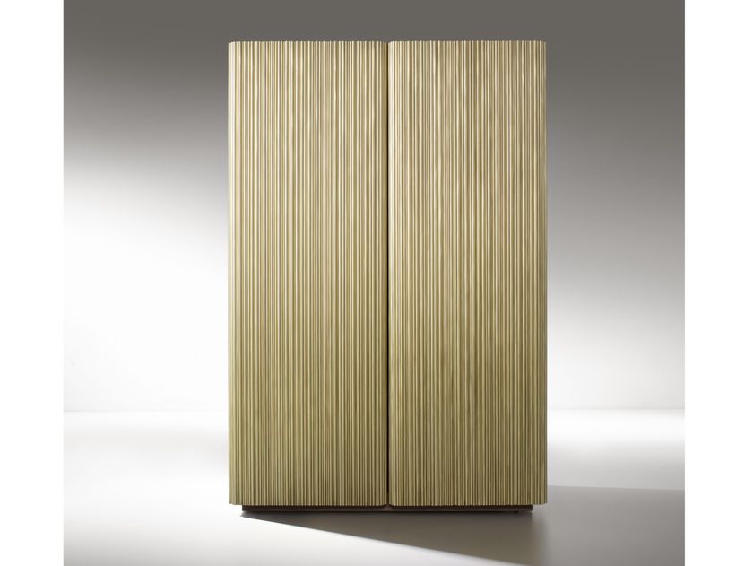 DE CASTELLI
CANNETO
Metal highboard with doors