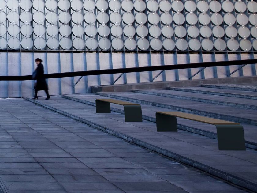 Decona
LUCID
Backless steel and wood bench