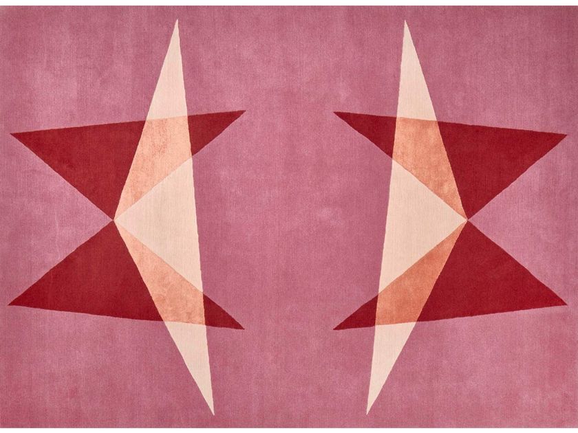 Deirdre Dyson
HOVER
Hand knotted rug in wool and silk