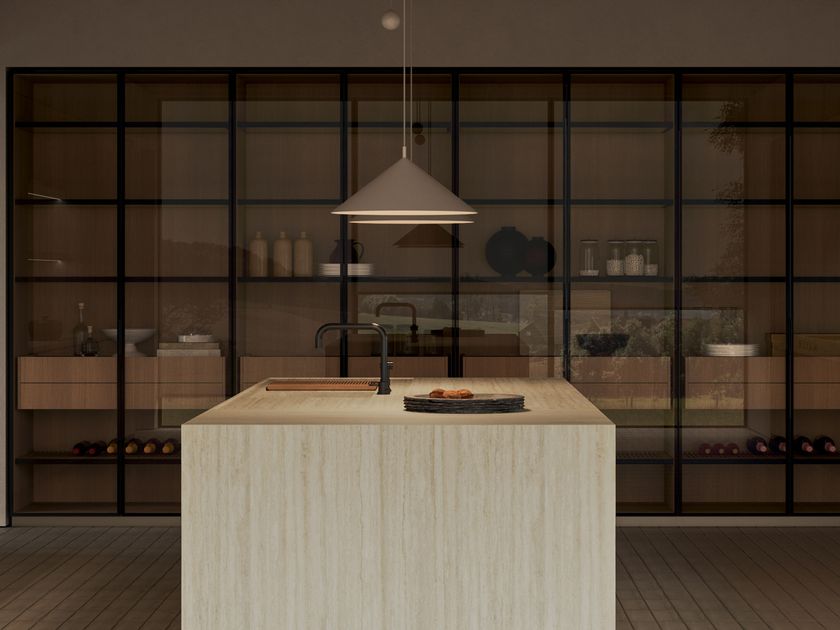 DelTongo
DISPLAY SYSTEM
System with framed glass doors