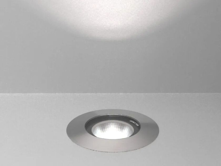 Dexter Lighting
SELENE
Outdoor LED walkover light stainless steel steplight