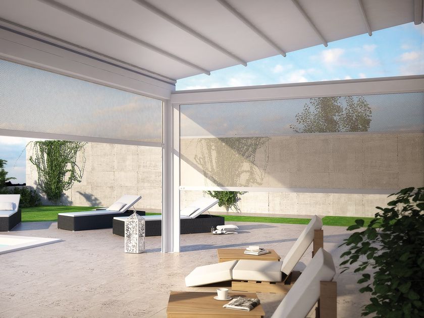 DIRELLO
SOLAR PLUS
Drop awning with side guides
