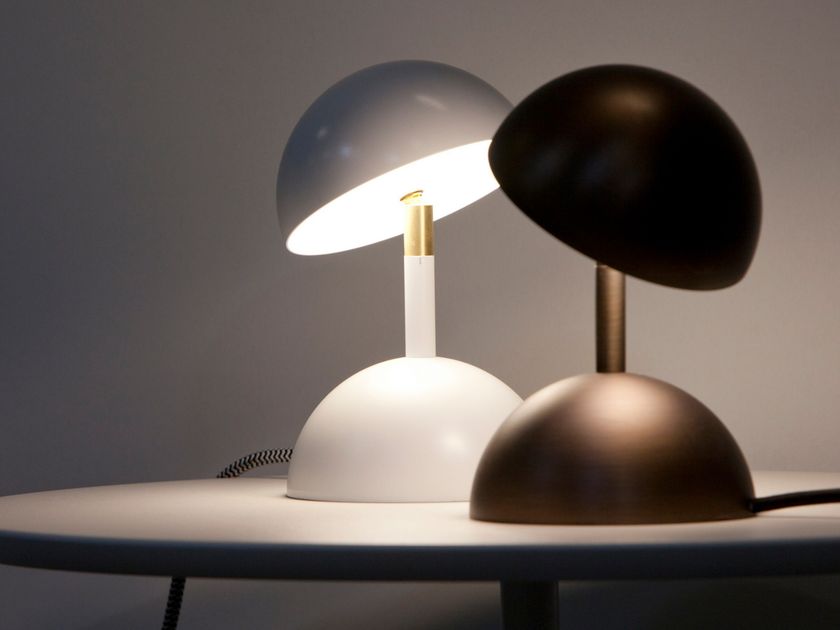 Eden Design
°DIABOLO
LED adjustable aluminium table lamp