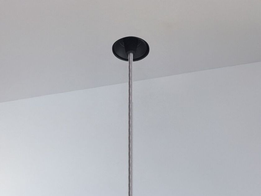 EGOLUCE
CASSAFORMA EUREKA SOSPENSIONE 230V
Concealed metal ceiling rose for two pendant lamps