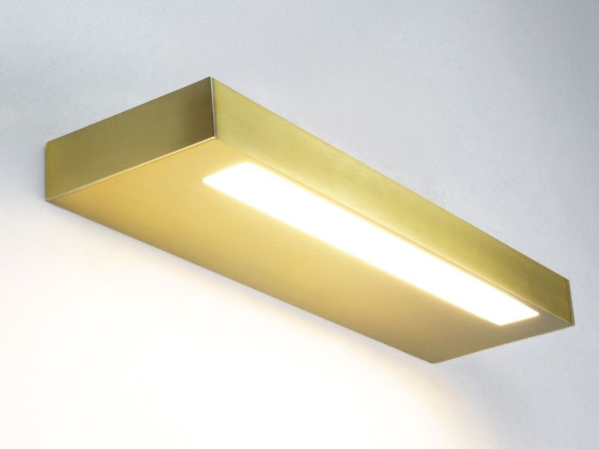 EGOLUCE
JOLIE
Aluminium LED bathroom mirror light