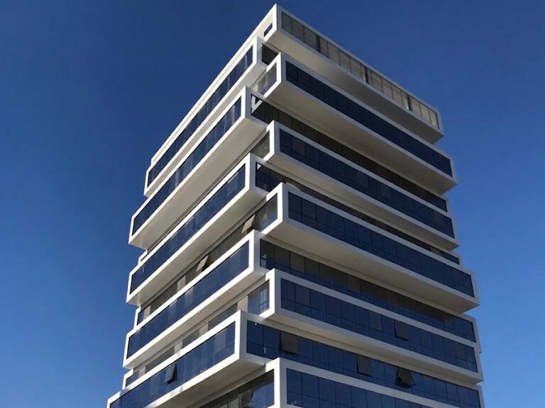 EKU
EKU® 50 GLASS-S
Structural glass facade