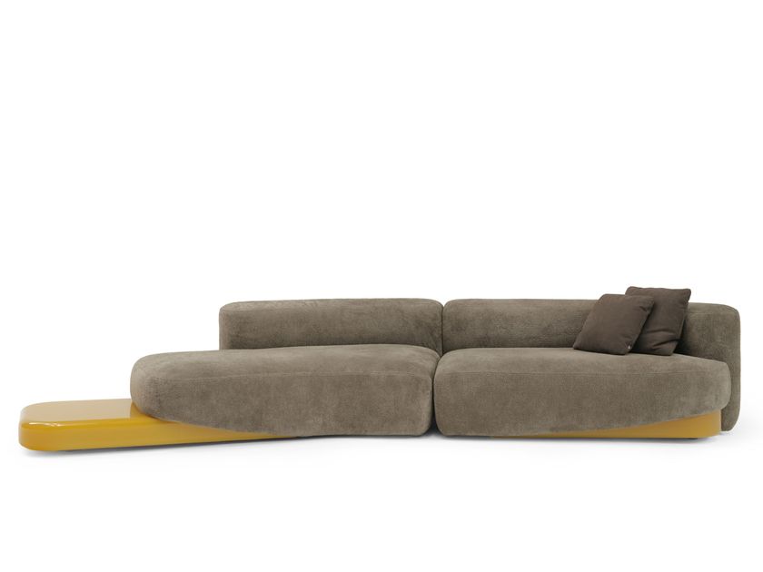 ENNE
INN
Modular curved fabric sofa