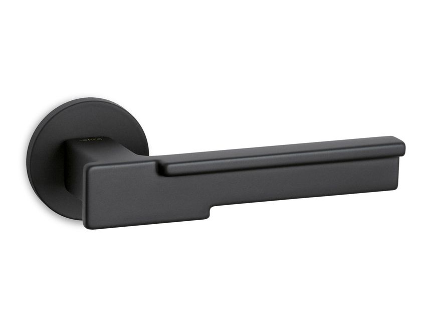 Ento
ROBOT
Brass door handle