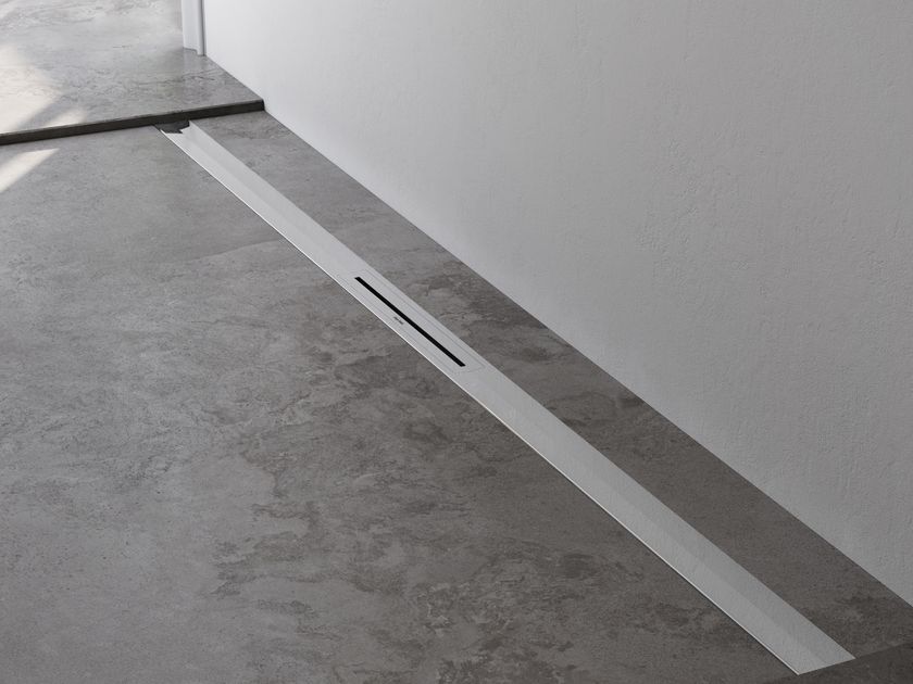 ESS Easy Drain
R-LINE
Stainless steel shower channel