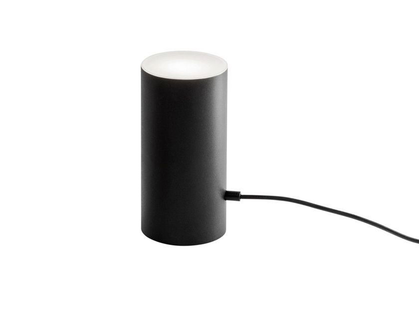 Estiluz
CYLS
Metal table lamp / floor lamp