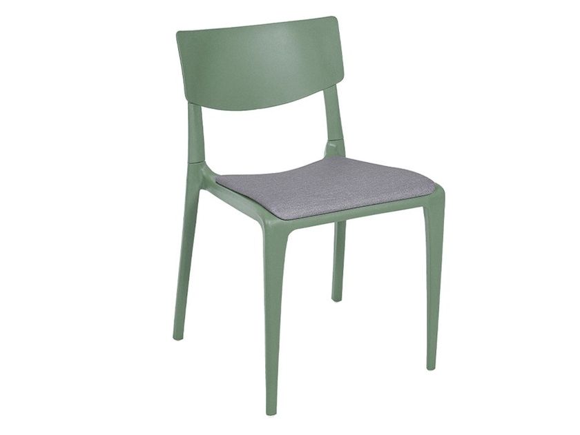 Ezpeleta
TOWN PAD
Stackable polypropylene chair with padded seat