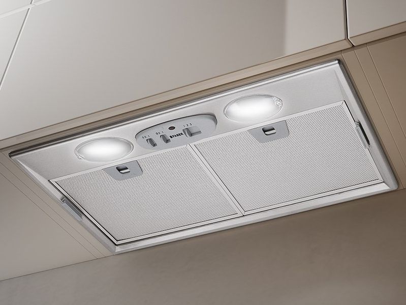 FABER
INCA PLUS
Built-in stainless steel cooker hood with integrated lighting Class C