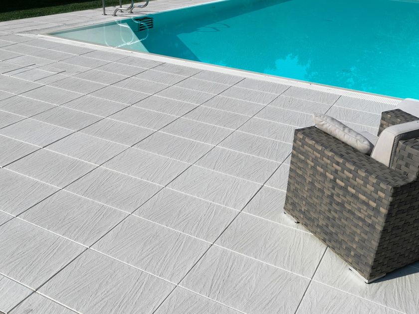 FAVARO1
PIETRA DI TORINO
Concrete outdoor floor tiles with stone effect