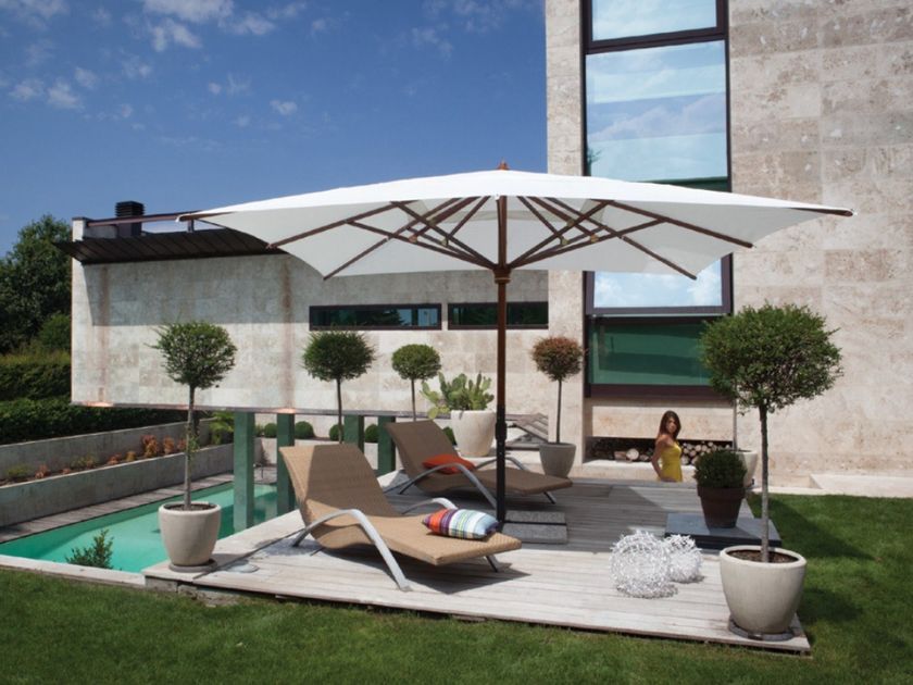 FIM
MONTECARLO
Square wooden Garden umbrella