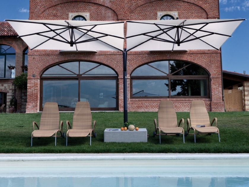 FIM
SOLEADO
Double offset Garden umbrella