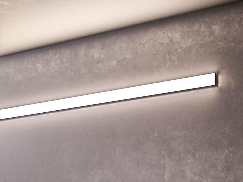 Folio
LINE
LED aluminium wall light