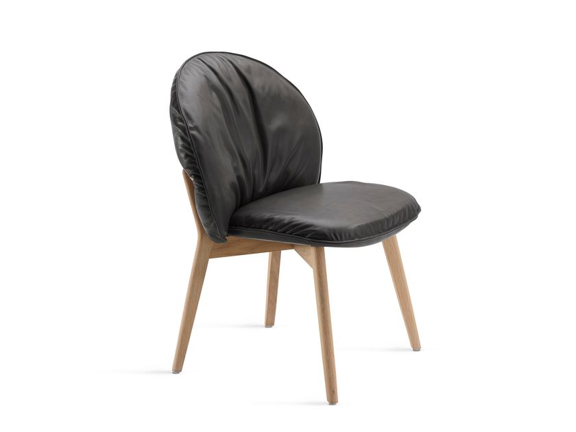Freifrau
MARIE
Upholstered leather chair without armrests