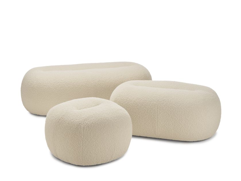 Freifrau
NANA
Fabric pouf
