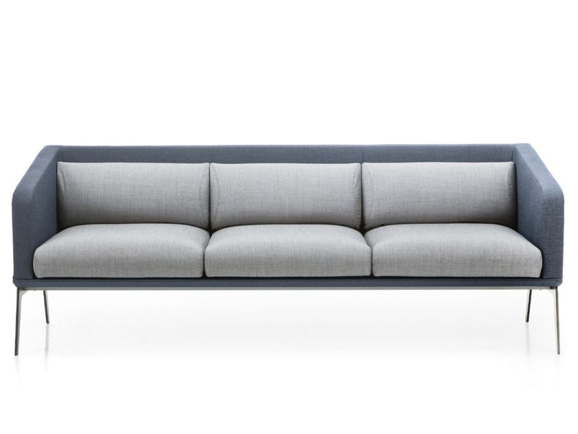 FREZZA
METRO 15
3 seater fabric sofa