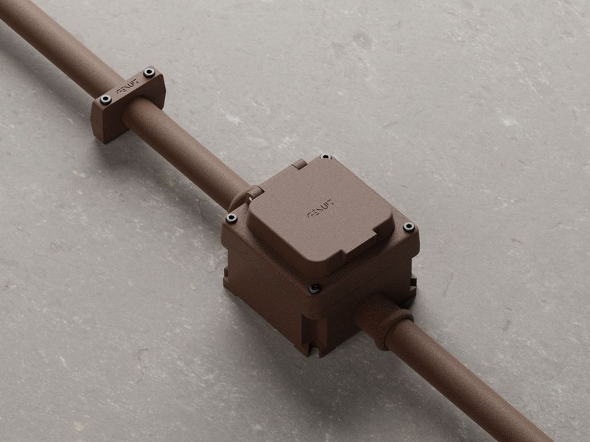 Genuit
WALLBOX OUTDOOR CORTEN
Powder coated aluminium outdoor outlet box