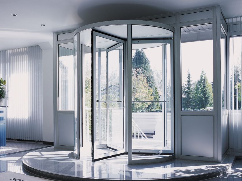GEZE
GEZE TSA 325 NT
Manual revolving entrance door