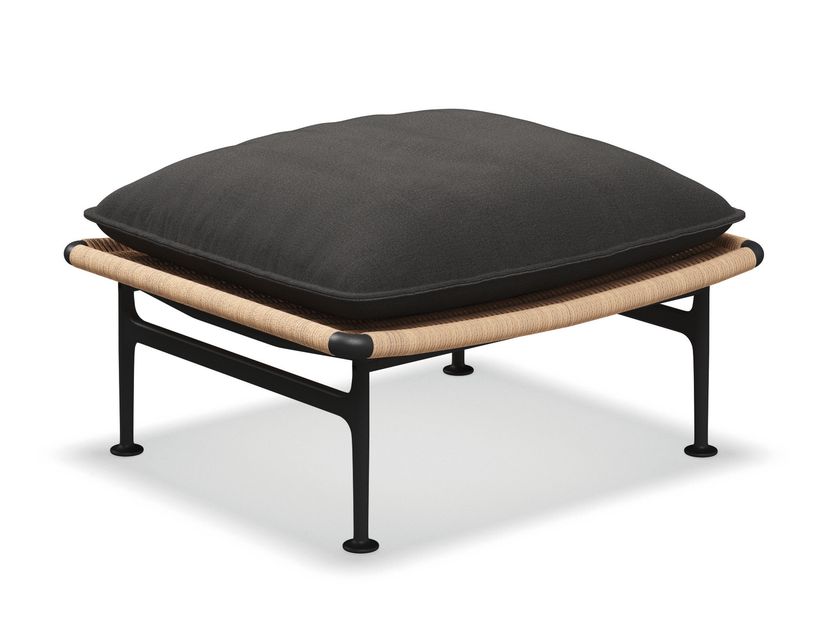 Gloster
ZENITH
Rectangular wicker and fabric garden footstool