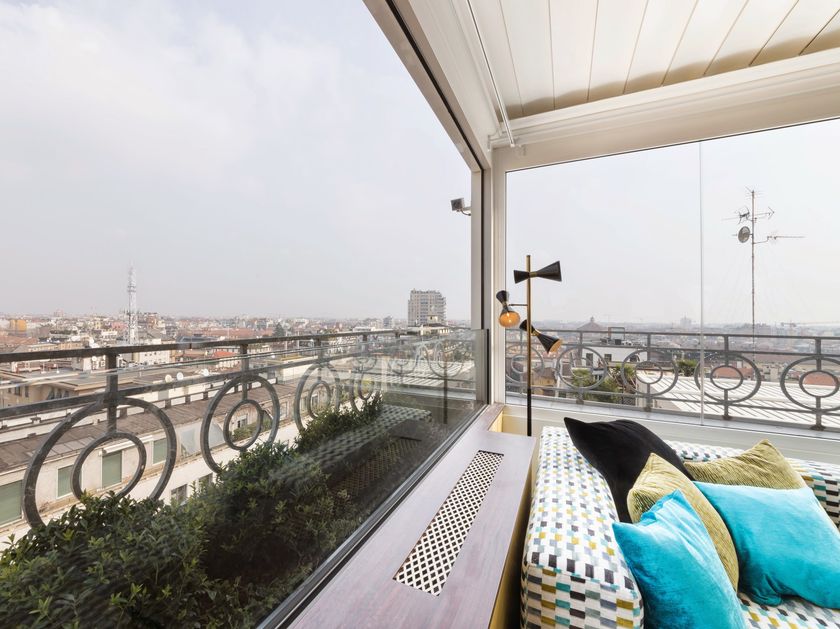 GM MORANDO
BELLAVISTA PLUS TOP-DOWN
Aluminium Sash window