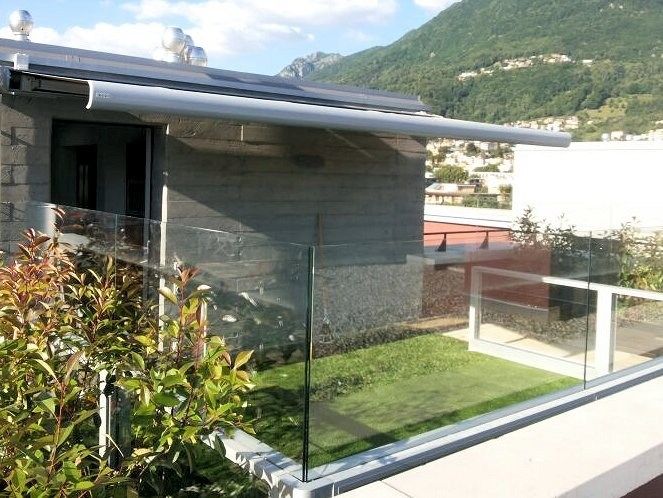 GM MORANDO
BELLAVISTA SYSTEM
Glass and aluminium parapet