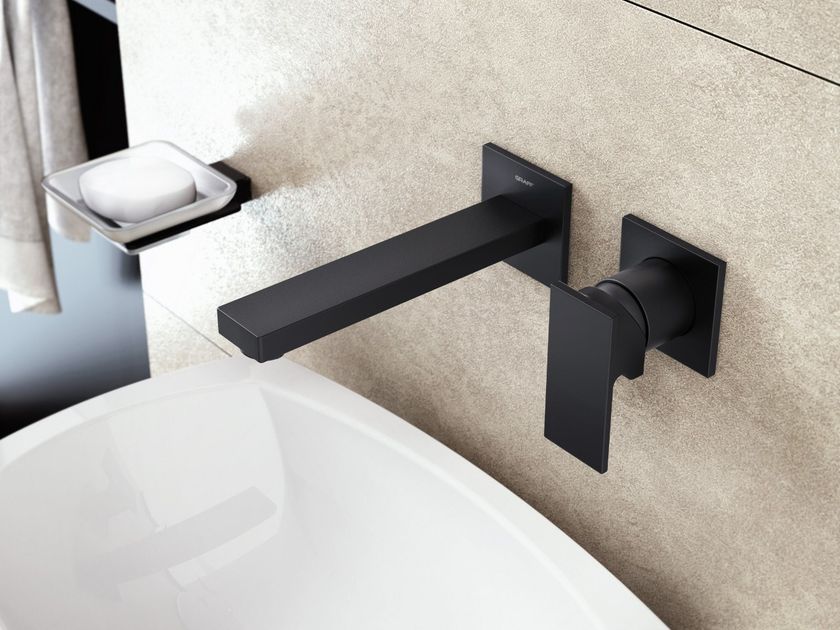 GRAFF
INCANTO
2 hole wall-mounted washbasin mixer