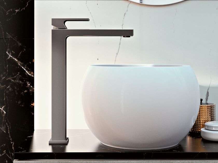 GRAFF
INCANTO
Countertop 1 hole washbasin mixer