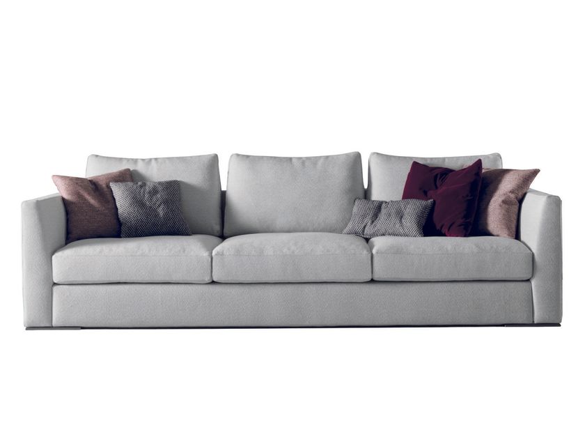 Gruppo Fox
AMALFI
3 seater fabric sofa with removable cover