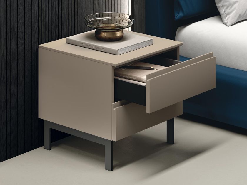 Guzzini & Fontana
GROOVE
bilaminate bedside table with drawers
