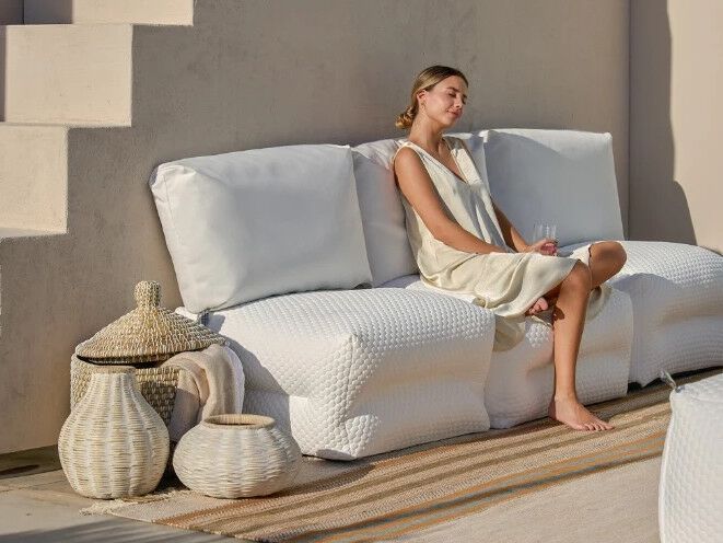 HAPPERS STUDIO
NITA
Modular technical fabric garden sofa