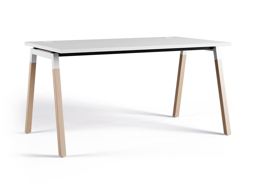 Harmony
CINÉTIC
Melamine-faced chipboard workstation desk