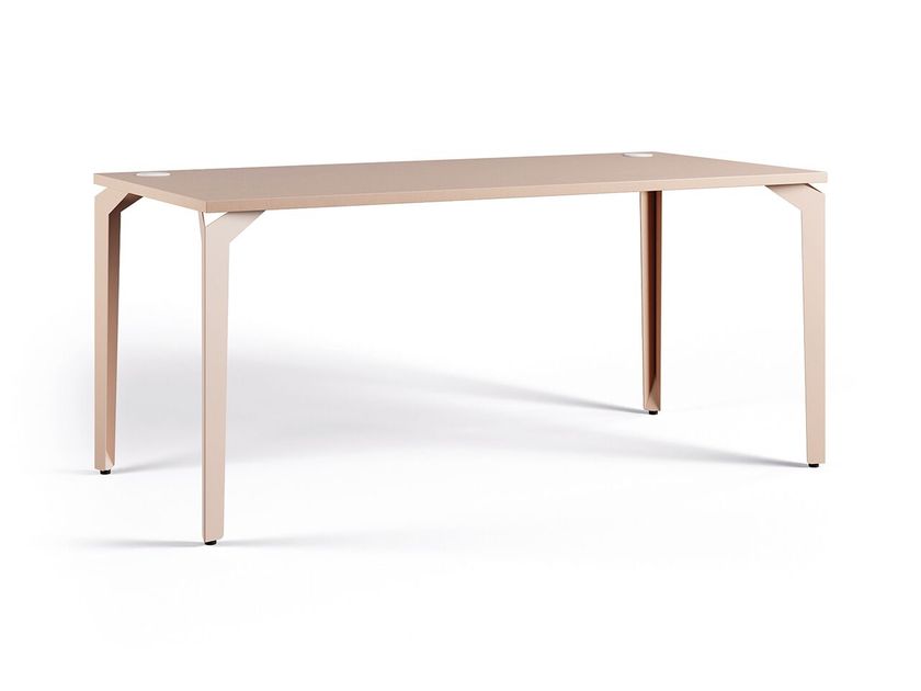 Harmony
PARIS
Melamine-faced chipboard office desk