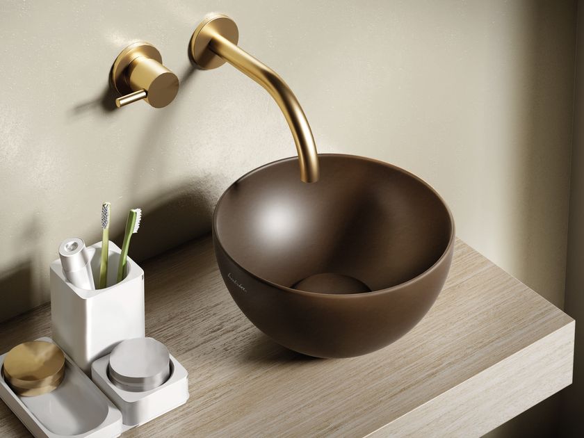 HATRIA
HAPPY HOUR SLIM 05:00
Round countertop washbasin