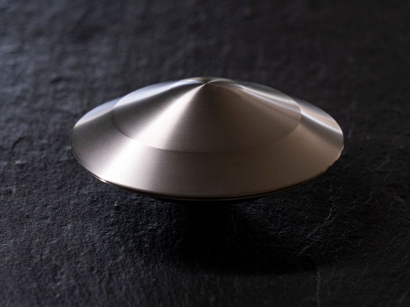 HEALING
CARBON BALANCER PLASMA α UFO-M
Titanium decorative object