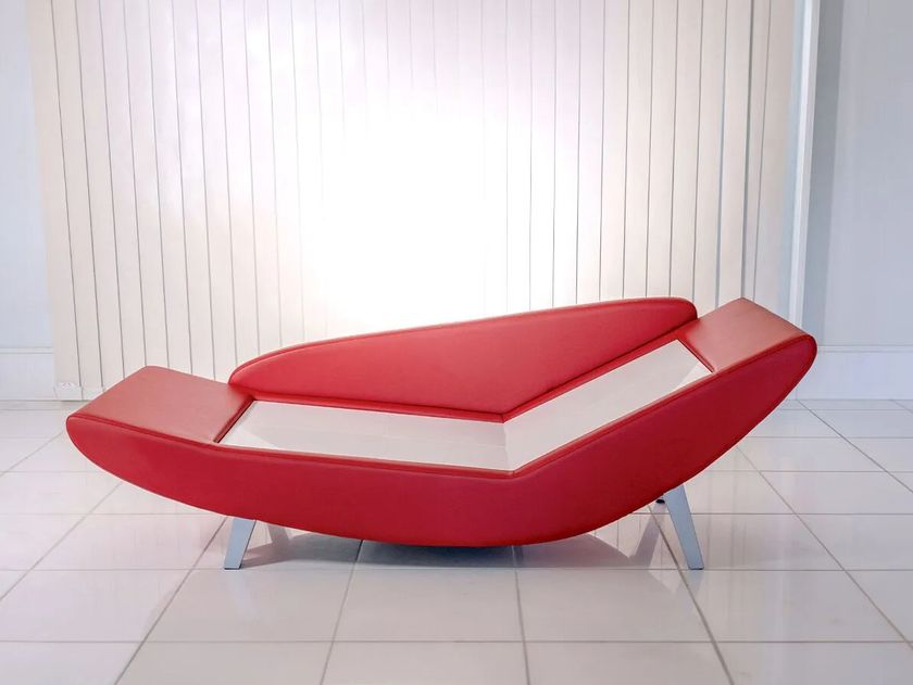 HEALING
COUCH
Foam chaise longue with bio-positive stones warmed
