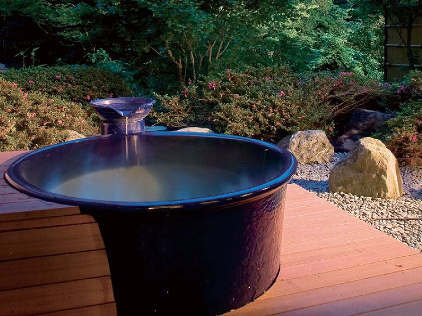 HEALING
SHIGARAKI
Freestanding round ceramic bathtub