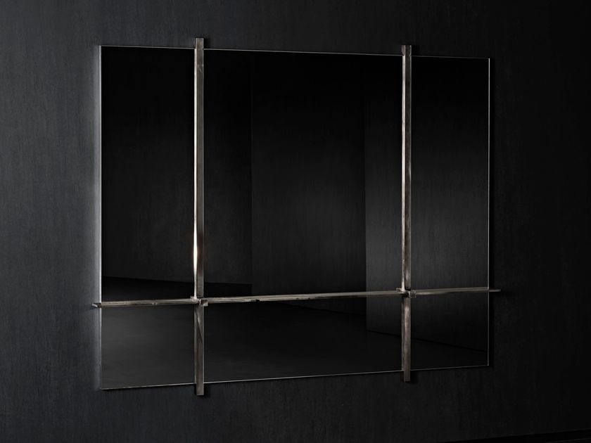 Henge
ENDLESS
Wall-mounted metal mirror with shelf
